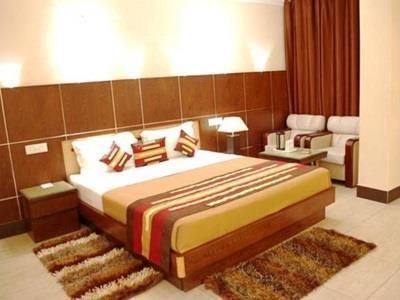 Hotel Asian Plaza Dharamsala Zewnętrze zdjęcie