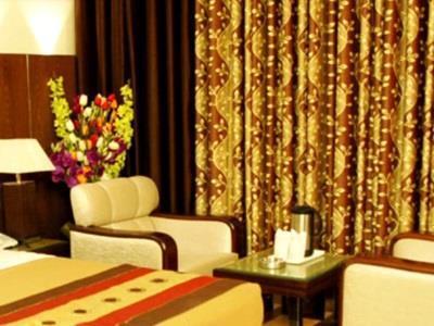 Hotel Asian Plaza Dharamsala Zewnętrze zdjęcie